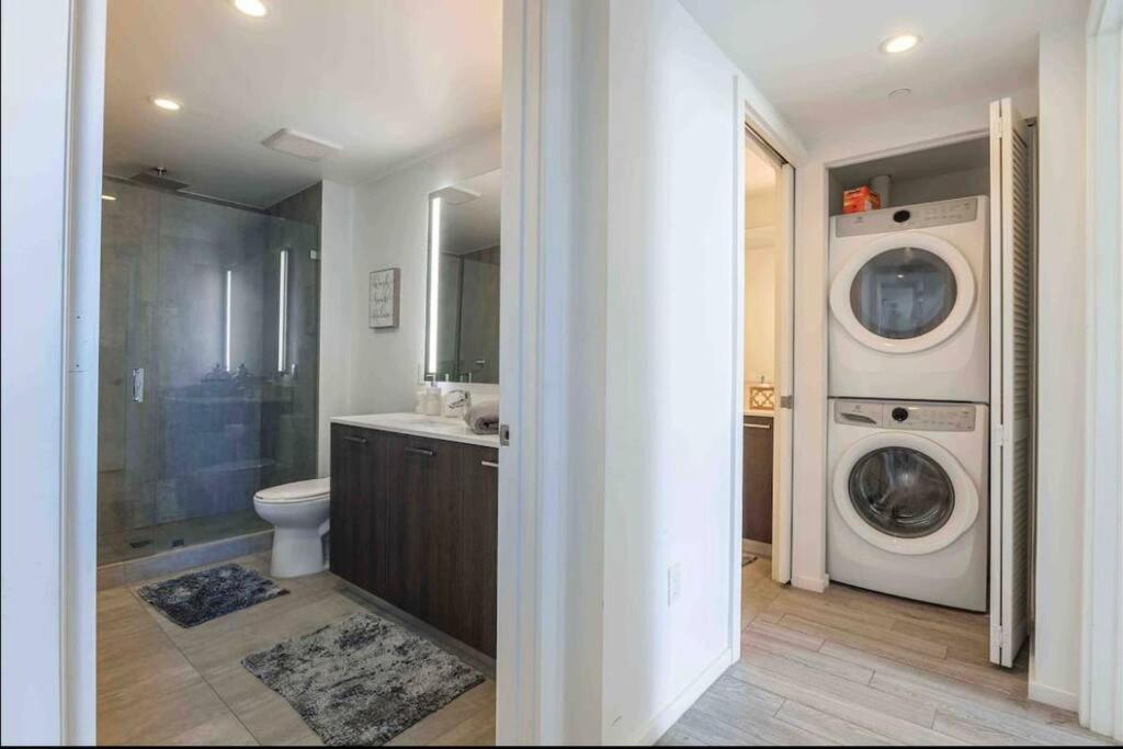 Gorgeous 2Br/2Bth In The Heart Of Miami Apartment Екстериор снимка