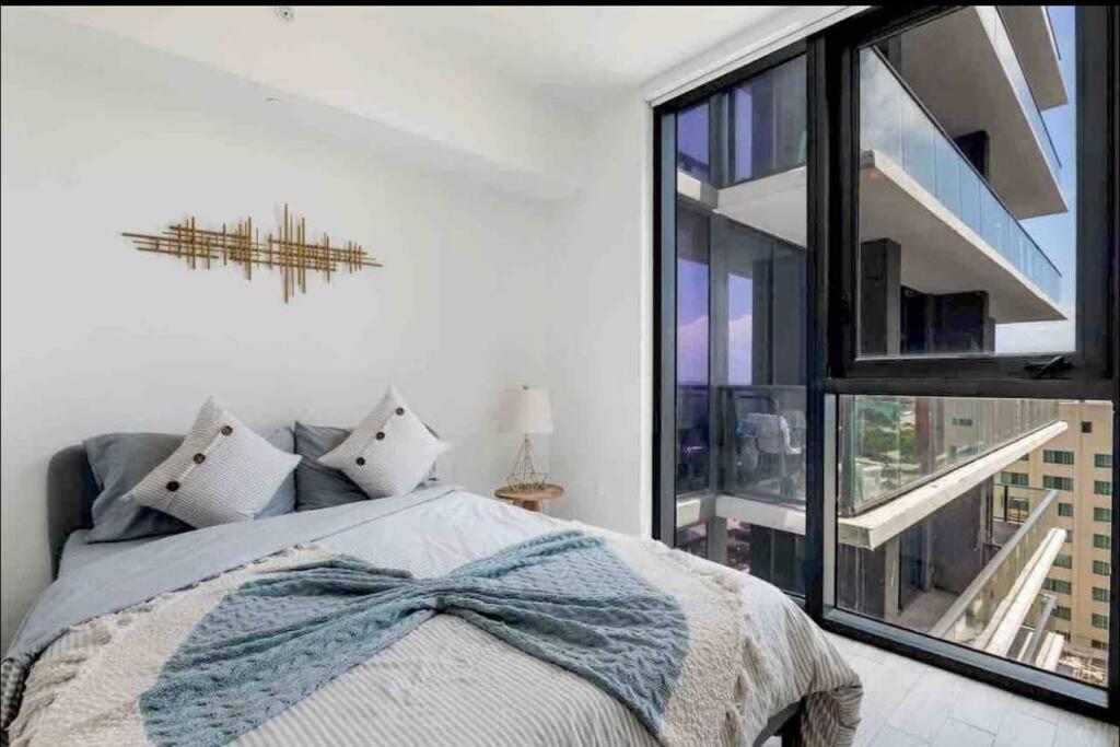 Gorgeous 2Br/2Bth In The Heart Of Miami Apartment Екстериор снимка